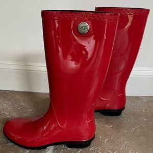Brand new, with label, red patent UGG rain boots with removable shearling sole